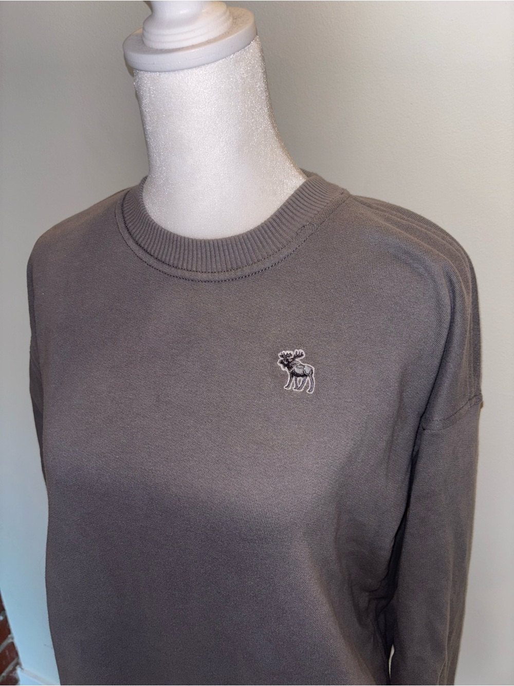 Abercrombie & Fitch Gray Crewneck Sweater with Embroidered Moose